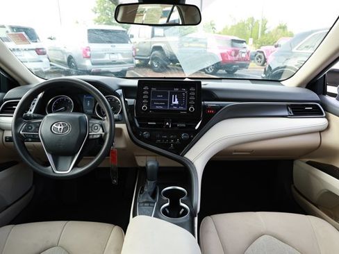 Used 2024 Toyota Camry LE image 29