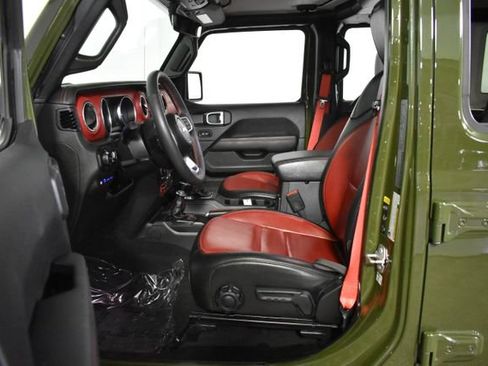 Used 2023 Jeep Wrangler Unlimited Rubicon 4xe AWD/4WD image 11