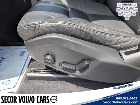 Certified 2023 Volvo XC60 B5 Plus w/ Climate Package image 9