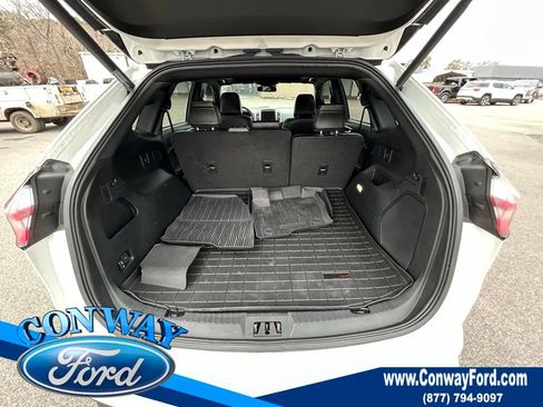 Used 2022 Ford Edge ST w/ Equipment Group 401A image 10