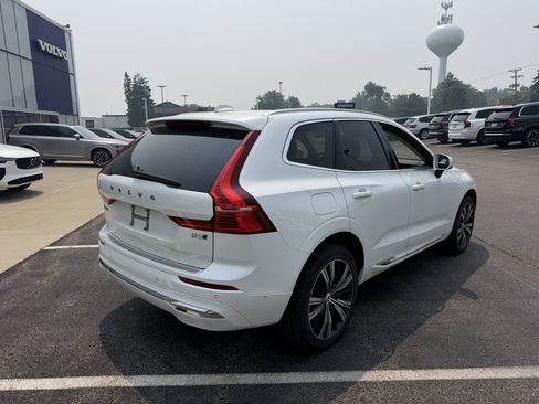 Used 2023 Volvo XC60 B5 Plus w/ Climate Package AWD/4WD image 4
