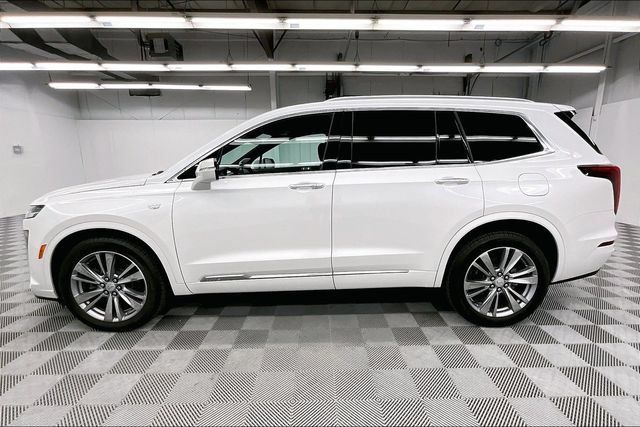 Used 2023 Cadillac XT6 Premium Luxury AWD/4WD image 14