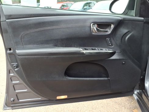 Used 2015 Toyota Avalon Limited FWD image 13