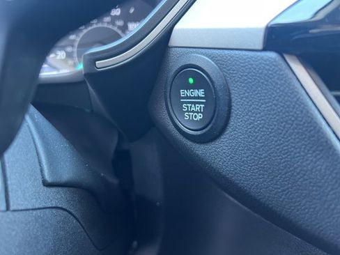 Used 2022 Ford Escape SE w/ Convenience Package image 30