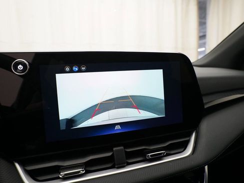 Certified 2025 Chevrolet Equinox LT image 19