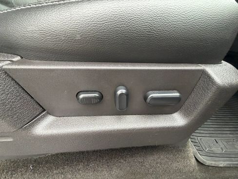 Used 2014 Ford F150 FX4 w/ Equipment Group 402A Luxury image 33