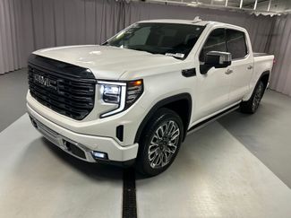 Used 2024 GMC Sierra 1500 Denali Ultimate AWD/4WD video 3