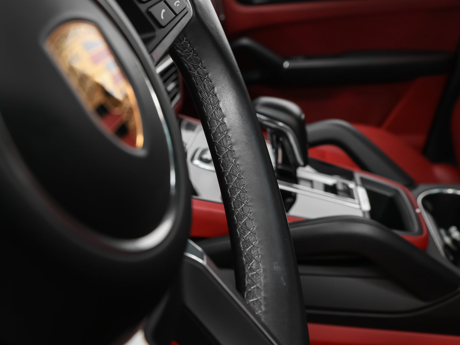 Certified 2023 Porsche Cayenne S Platinum AWD/4WD image 29