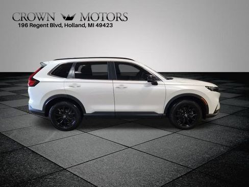 Certified 2025 Honda CR-V Sport image 2