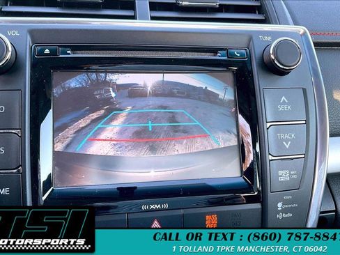 Used 2016 Toyota Camry XSE w/ Moonroof Package image 21