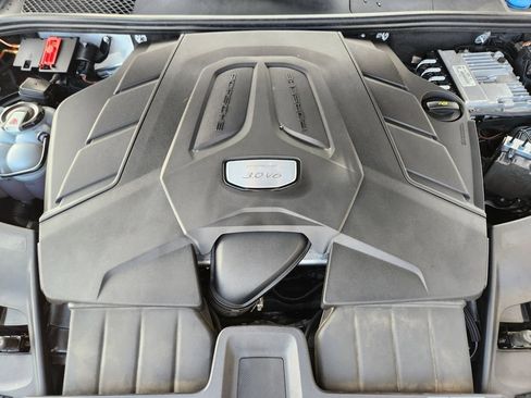 Used 2019 Porsche Cayenne AWD/4WD image 20