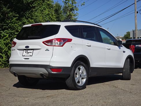 Used 2016 Ford Escape SE w/ SE Leather Comfort Package AWD/4WD image 7