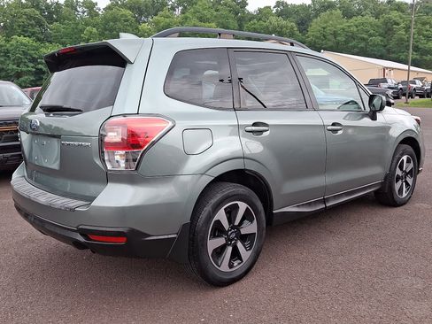 Used 2018 Subaru Forester 2.5i Premium w/ Protection Package #1 AWD/4WD image 11