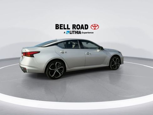 Used 2024 Nissan Altima 2.5 SR image 8