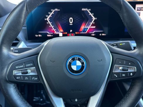 Used 2023 BMW i4 eDrive35 w/ Premium Package image 26