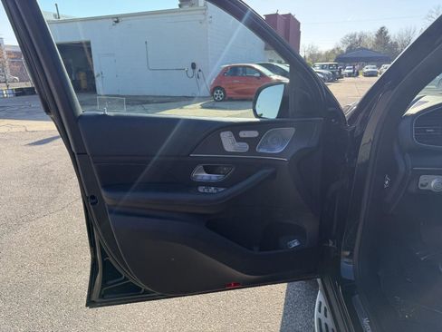 Used 2020 Mercedes-Benz GLE 350 4MATIC image 11