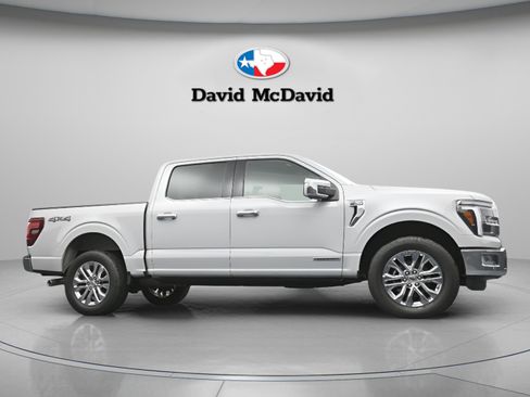 Used 2024 Ford F150 Lariat AWD/4WD image 39