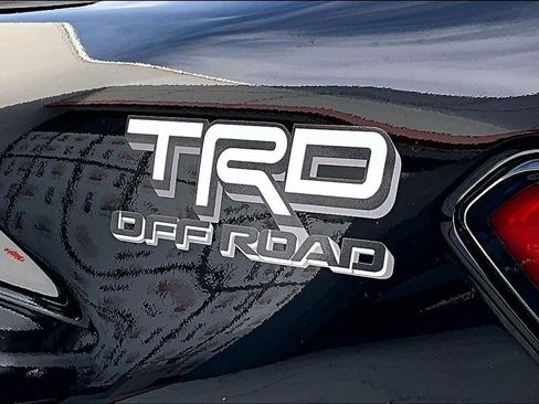 New 2026 Toyota Tacoma TRD Off-Road w/ TRD Off Road Upgrade Package AWD/4WD image 6