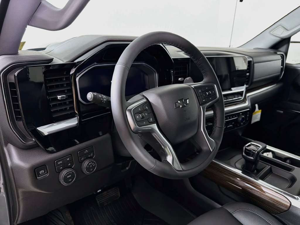 New 2026 Chevrolet Silverado 1500 LT Trail Boss w/ Convenience Package II AWD/4WD image 9