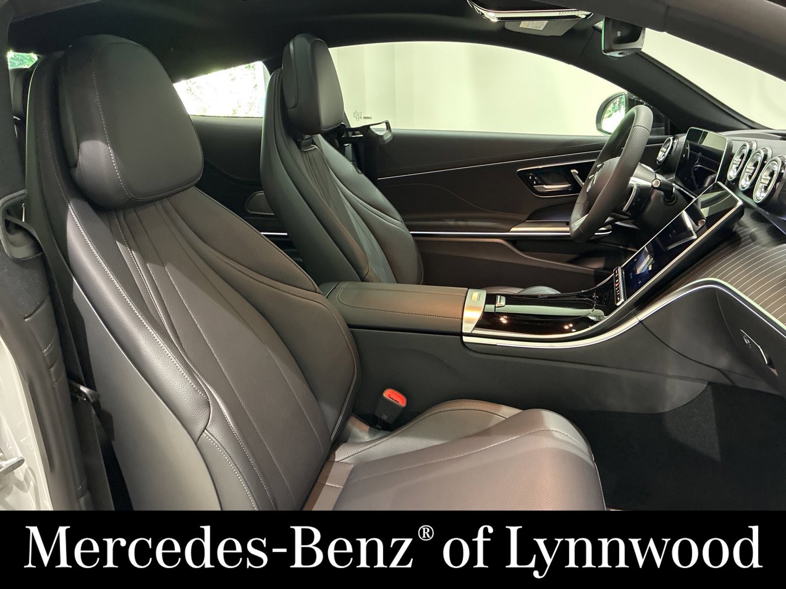 New 2026 Mercedes-Benz CLE 450 4MATIC Coupe image 12