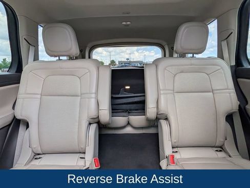 Used 2020 Lincoln Aviator Reserve w/ Elements Package Plus AWD/4WD image 33