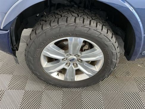 Used 2019 Ford F150 Platinum w/ Equipment Group 701A Luxury AWD/4WD image 7