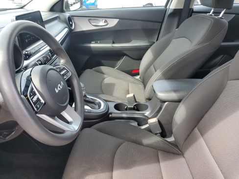 Certified 2022 Kia Forte LXS w/ LXS Technology Package FWD image 17