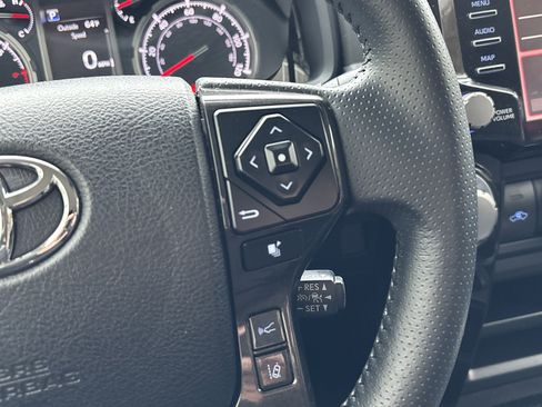 Used 2023 Toyota 4Runner TRD Off-Road AWD/4WD image 13
