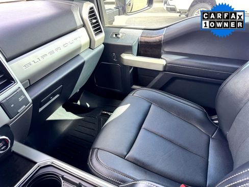 Used 2022 Ford F250 Lariat w/ Lariat Ultimate Package image 33