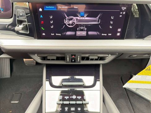 New 2026 Porsche Cayenne S image 14