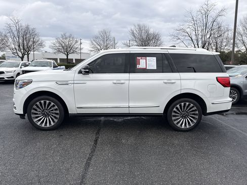 Used 2021 Lincoln Navigator Reserve image 7