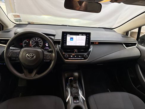 Used 2021 Toyota Corolla LE image 13