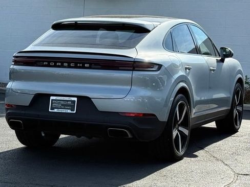 Used 2025 Porsche Cayenne Coupe AWD/4WD image 10