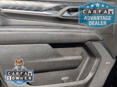 Used 2021 GMC Yukon Denali w/ LPO, Illumination Package image 18