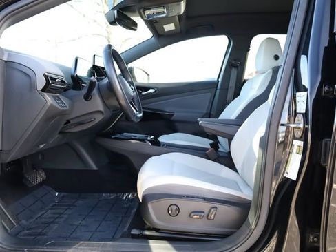 Used 2021 Volkswagen ID.4 Pro S w/ Gradient Package image 11