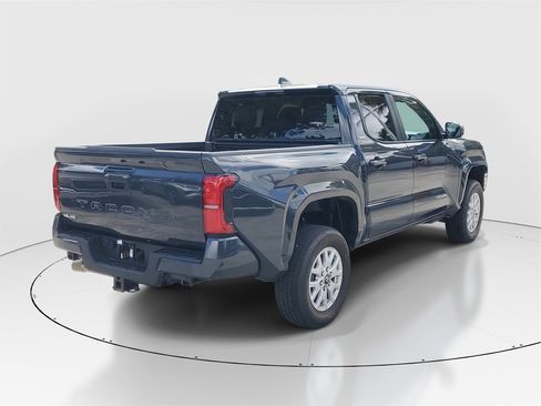 Used 2025 Toyota Tacoma SR5 image 7