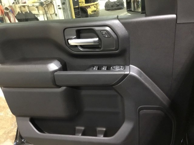 New 2026 Chevrolet Silverado 2500 Custom w/ Custom Convenience Package AWD/4WD image 39