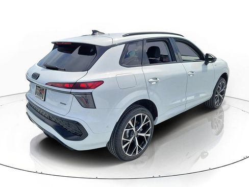 New 2026 Audi Q3 quattro 2.0T AWD/4WD image 4