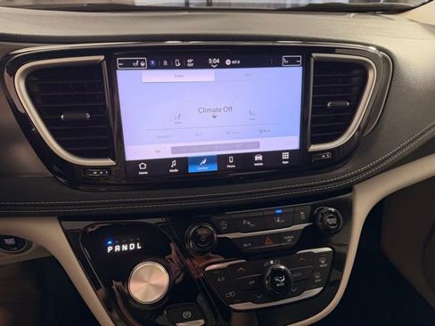 Used 2023 Chrysler Pacifica Touring-L w/ Road Tripper Package AWD/4WD image 24