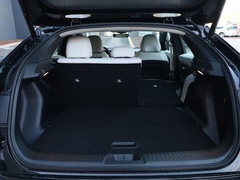 New 2026 Nissan Leaf Platinum+ FWD image 29
