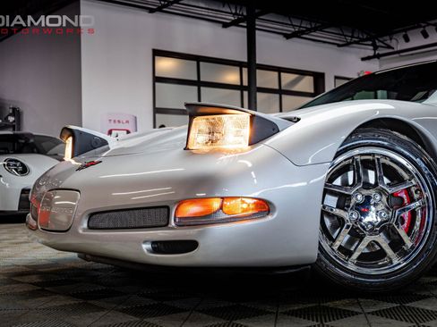 Used 2002 Chevrolet Corvette Z06 w/ Memory Pkg image 27