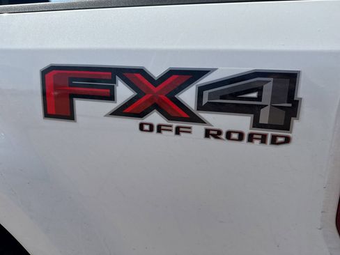 Used 2021 Ford F250 Limited image 9