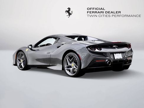 Certified 2022 Ferrari F8 Tributo RWD image 3