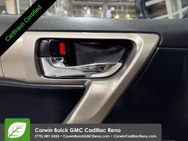 Used 2021 Lexus GX 460 Premium w/ Accessory Package AWD/4WD image 37