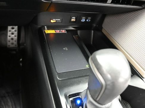 Used 2025 Toyota Camry SE w/ Multimedia Upgrade Package FWD image 25