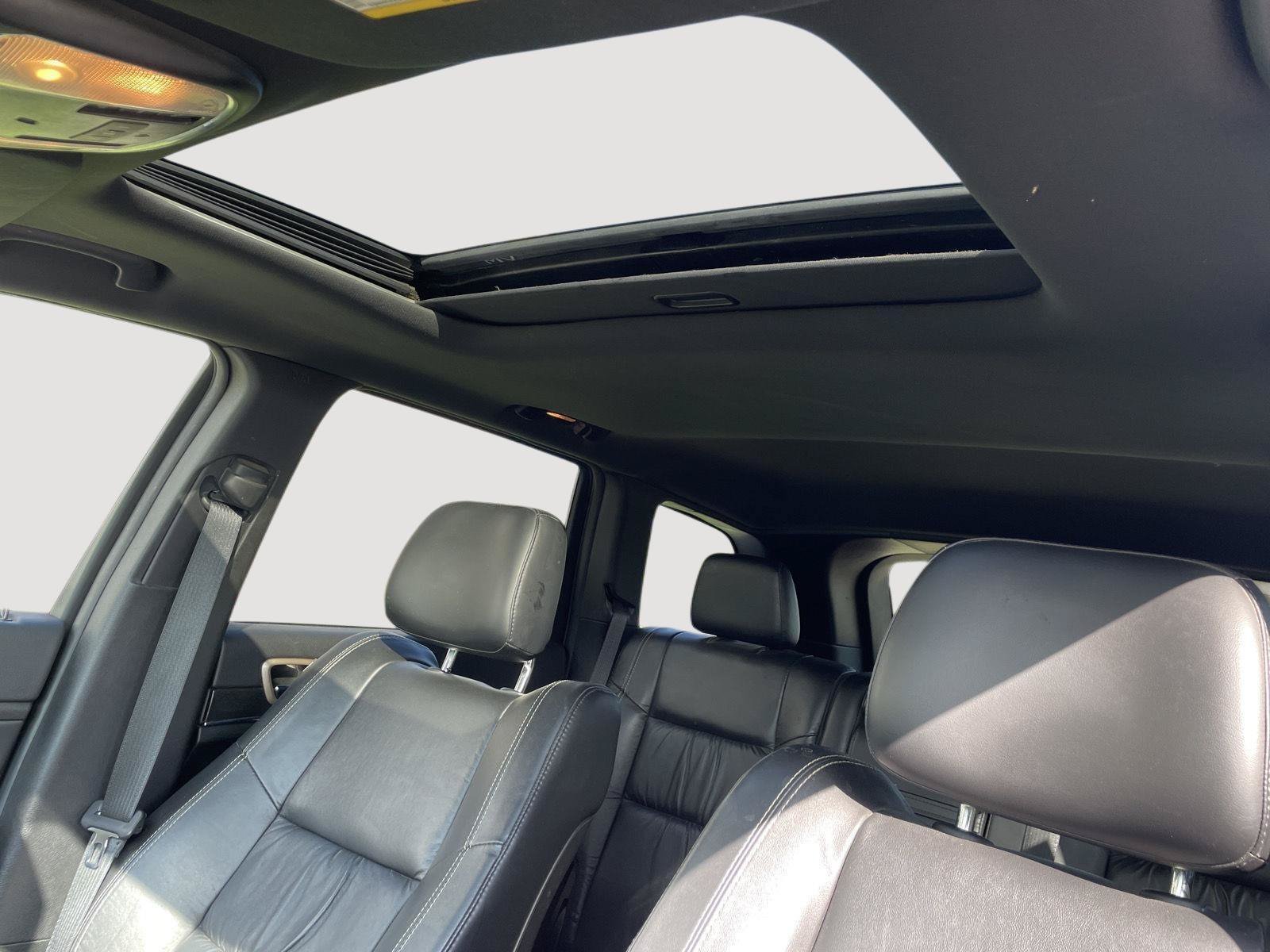 Used 2015 Jeep Grand Cherokee Limited AWD/4WD image 22