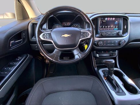 Used 2017 Chevrolet Colorado LT RWD image 6