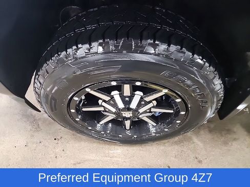 Used 2016 Chevrolet Colorado Z71 image 9