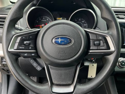 Used 2018 Subaru Outback 2.5i AWD/4WD image 19