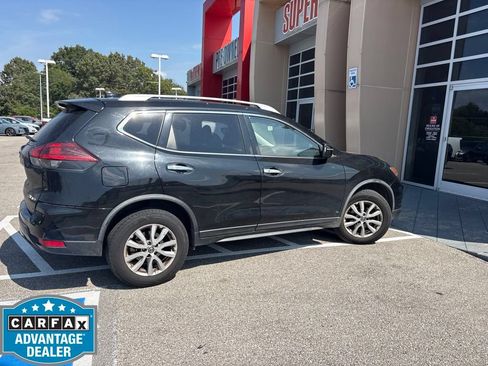 Used 2018 Nissan Rogue SV AWD/4WD image 1